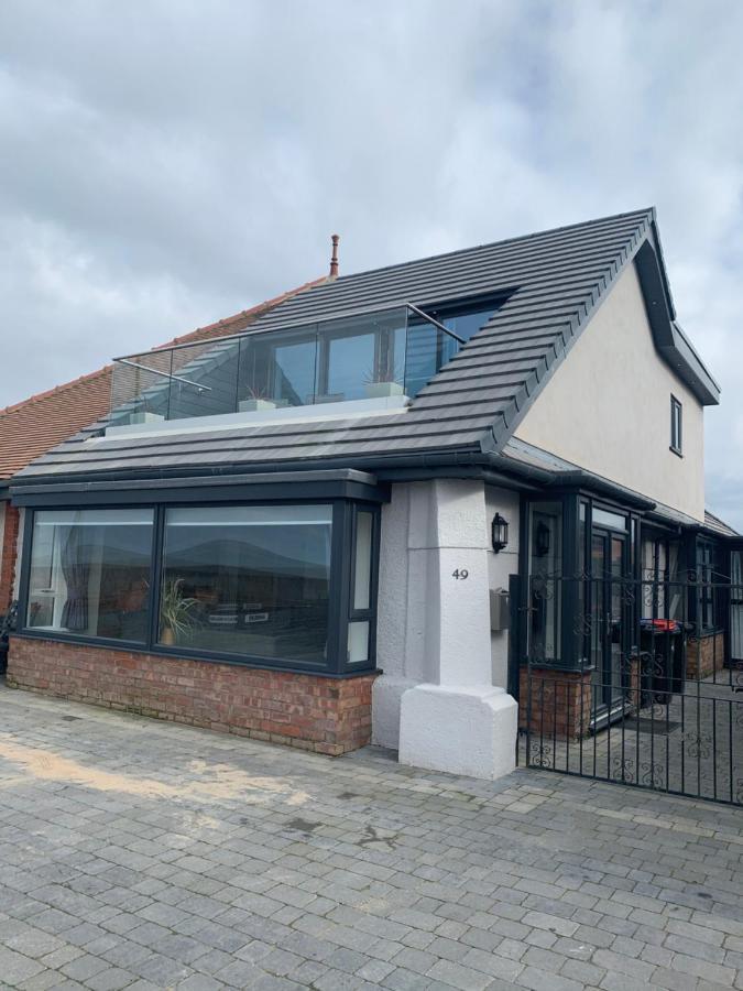 Beach View Apartment With Balcony And Sea View - Pet Friendly Cleveleys Luaran gambar