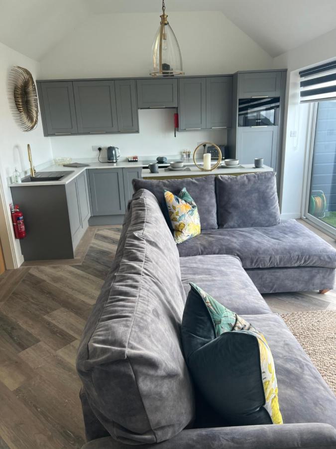 Beach View Apartment With Balcony And Sea View - Pet Friendly Cleveleys Luaran gambar
