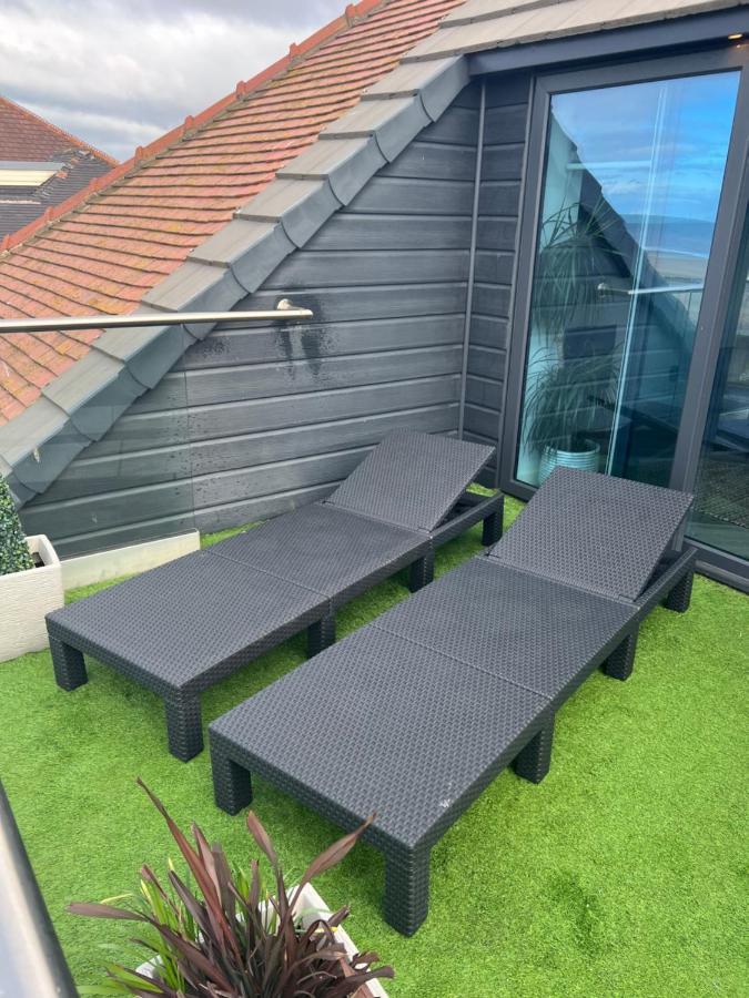 Beach View Apartment With Balcony And Sea View - Pet Friendly Cleveleys Luaran gambar